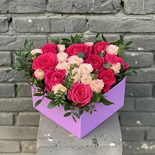 Цветочная композиция из Розы в коробке в Троицком Омской области