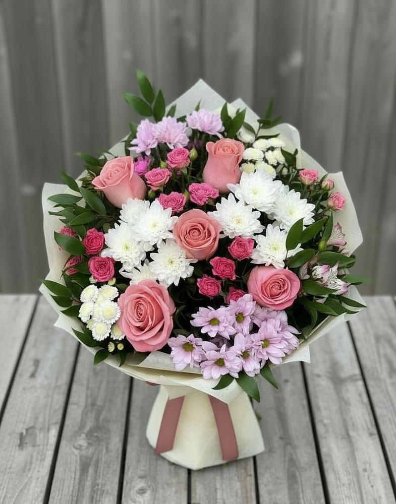 Букет цветов из: Альстромерии, Гвоздики, Розы и Хризантемы в Троицком Омской области
