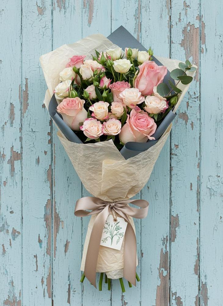 Букет цветов из: Розы в Троицком Омской области