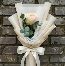 Букет цветов из:  Розы в Троицком Омской области