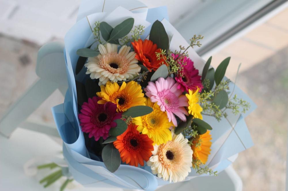 Букет цветов из: Герберы в Троицком Омской области