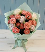 Букет цветов из:  Розы в Троицком Омской области