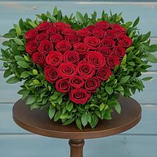 Цветочная композиция из Розы в виде сердца в Троицком Омской области