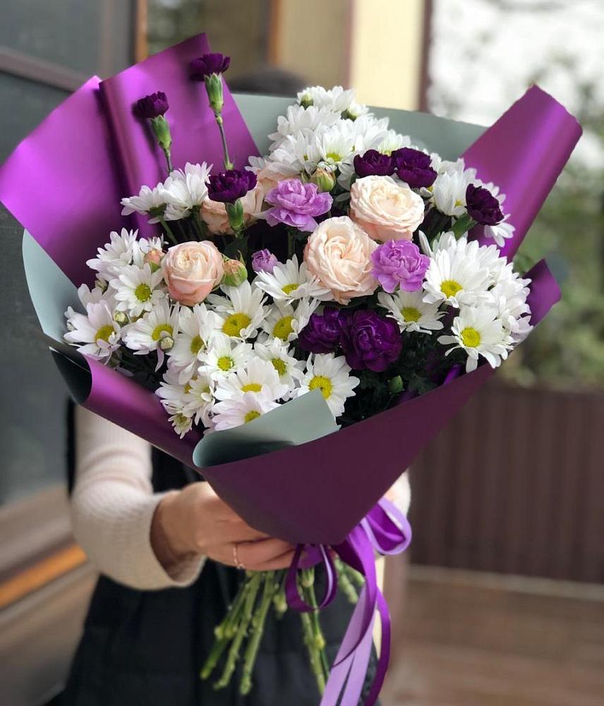 Букет цветов из: Хризантемы, Гвоздики и Розы в Троицком Омской области