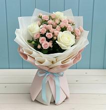 Букет цветов из:  Розы в Троицком Омской области