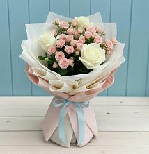 Букет цветов из:  Розы в Троицком Омской области