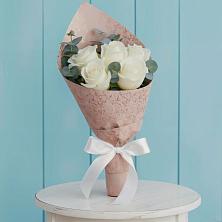 Букет цветов из:  Розы в Троицком Омской области