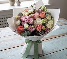 Букет цветов из:  Розы, Лизиантусы и Гвоздики #REPLACE_PRED# Троицком Омской области