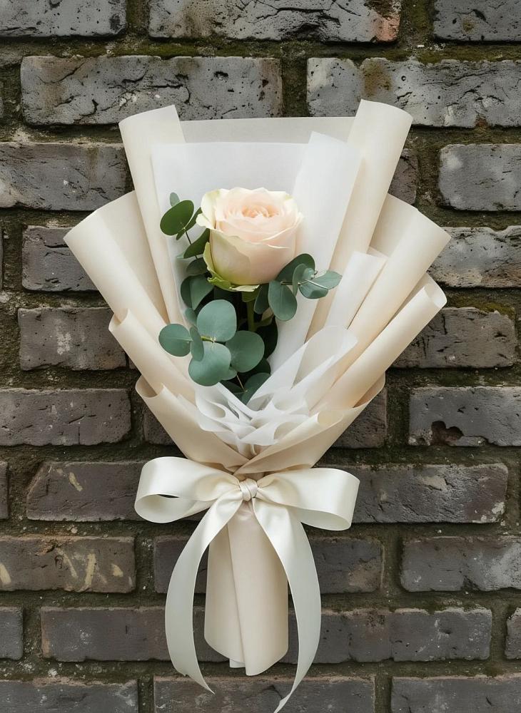 Букет цветов из: Розы в Троицком Омской области