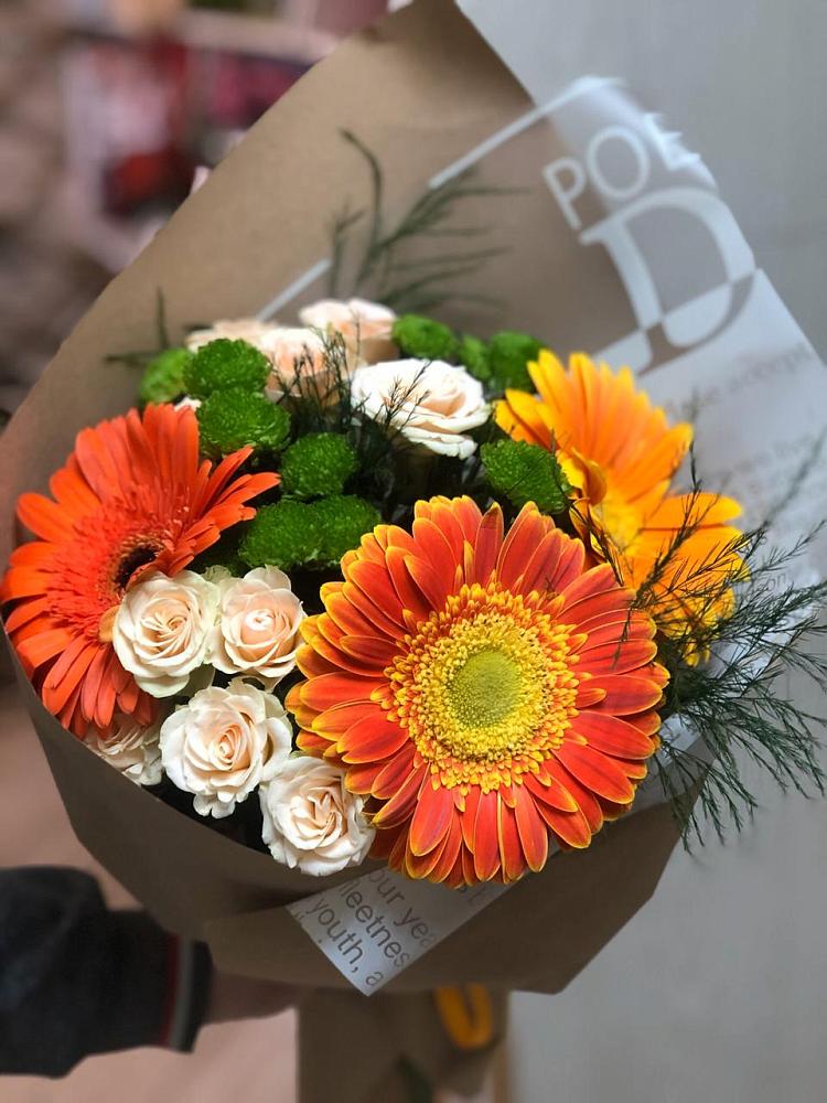 Букет цветов из: Герберы, Хризантемы и Розы в Троицком Омской области