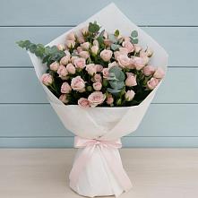 Букет цветов из:  Розы в Троицком Омской области