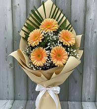 Букет цветов из:  Герберы в Троицком Омской области