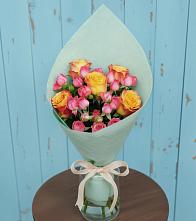 Букет цветов из:  Розы в Троицком Омской области